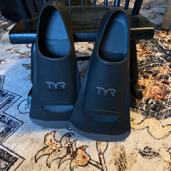 TYR Burner Swim Fins - Picture 4 of 8